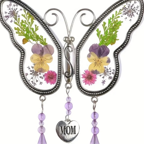 NWT Glass and Metal Pressed Flowers Butterfly Sun Catcher with Mom Charm! - Picture 1 of 6